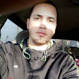 Meet your Posher, Luis